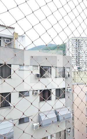 Apartamento à venda com 77m², 2 quartos e 1 vagaVista
