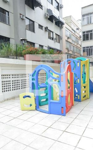 Apartamento à venda com 77m², 2 quartos e 1 vagaÁrea Comum - Playground