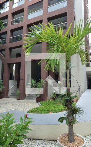 Apartamento à venda com 77m², 2 quartos e 1 vagaFachada
