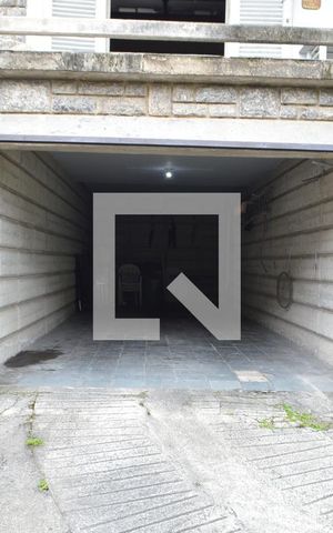 Casa à venda com 300m², 4 quartos e 3 vagasGaragem