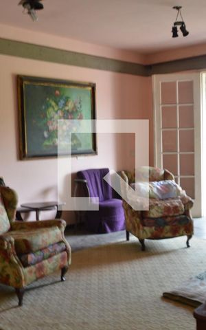 Casa à venda com 300m², 4 quartos e 3 vagasSala de Estar