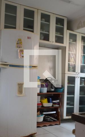 Casa à venda com 300m², 4 quartos e 3 vagasCozinha