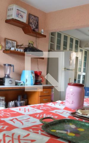 Casa à venda com 300m², 4 quartos e 3 vagasCopa