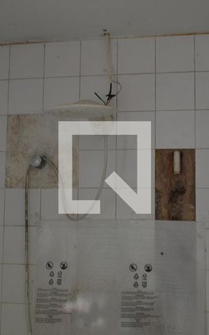 Casa à venda com 300m², 4 quartos e 3 vagasBanheiro 2