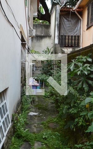 Casa à venda com 300m², 4 quartos e 3 vagasQuintal fundos