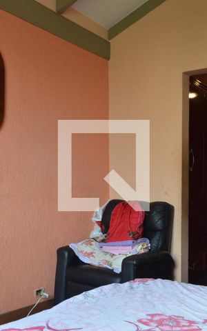 Casa à venda com 300m², 4 quartos e 3 vagasSuíte