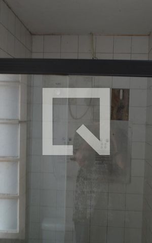 Casa à venda com 300m², 4 quartos e 3 vagasBanheiro 2