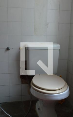 Casa à venda com 300m², 4 quartos e 3 vagasBanheiro 2