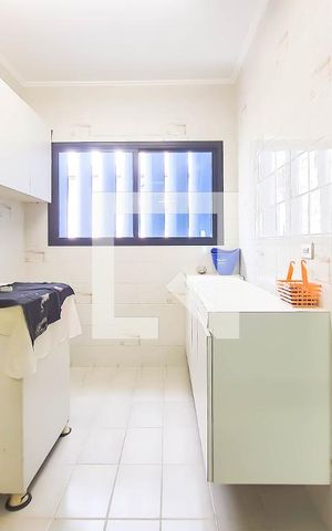 Apartamento para alugar com 165m², 3 quartos e 2 vagas Apartamento para alugar com 165m², 3 quartos e 2 vagasÁrea de Serviço