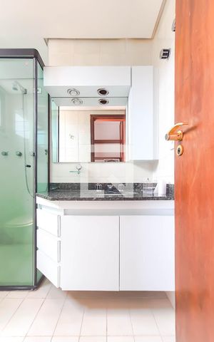 Apartamento para alugar com 165m², 3 quartos e 2 vagas Apartamento para alugar com 165m², 3 quartos e 2 vagasBanheiro da Suíte 3