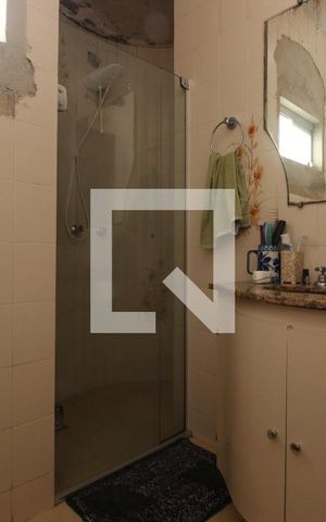 Apartamento à venda com 200m², 3 quartos e 5 vagasBanheiro social 
