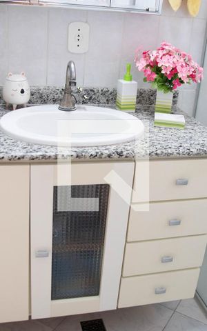 Casa à venda com 500m², 7 quartos e 1 vaga Casa à venda com 500m², 7 quartos e 1 vagaBanheiro 1