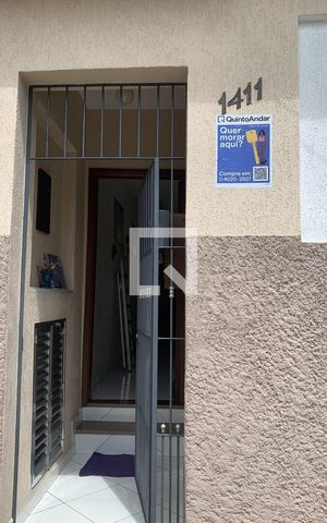 Casa à venda com 500m², 7 quartos e 1 vaga Casa à venda com 500m², 7 quartos e 1 vagaFachada