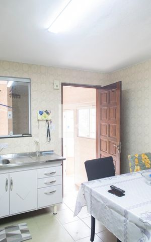 Casa à venda com 240m², 4 quartos e 1 vagaCozinha 2