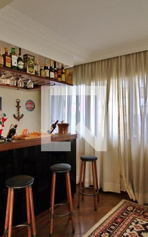 Apartamento à venda com 383m², 4 quartos e 5 vagas Apartamento à venda com 383m², 4 quartos e 5 vagasSala