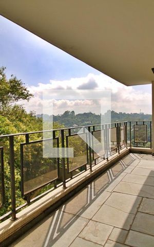 Apartamento à venda com 383m², 4 quartos e 5 vagas Apartamento à venda com 383m², 4 quartos e 5 vagasVaranda da Sala