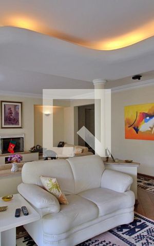 Apartamento à venda com 383m², 4 quartos e 5 vagas Apartamento à venda com 383m², 4 quartos e 5 vagasSala