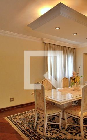 Apartamento à venda com 383m², 4 quartos e 5 vagas Apartamento à venda com 383m², 4 quartos e 5 vagasSala de Jantar