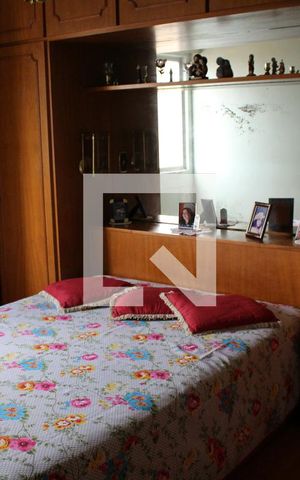 Apartamento à venda com 69m², 2 quartos e 1 vagaQuarto 2