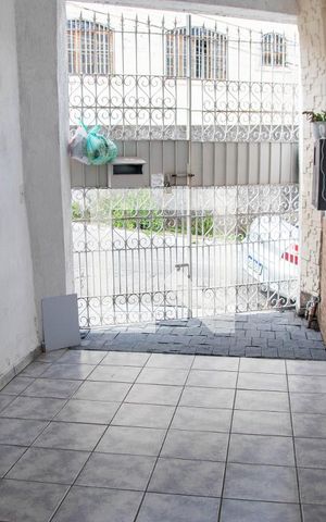 Casa à venda com 192m², 2 quartos e 1 vaga Casa à venda com 192m², 2 quartos e 1 vagaGaragem