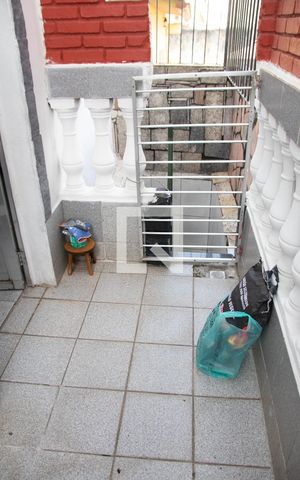 Casa à venda com 192m², 2 quartos e 1 vaga Casa à venda com 192m², 2 quartos e 1 vagaVaranda do Quarto