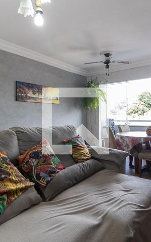 Apartamento à venda com 67m², 3 quartos e 1 vaga Apartamento à venda com 67m², 3 quartos e 1 vagaSala