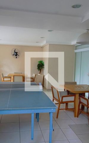 Apartamento à venda com 70m², 3 quartos e 2 vagas Apartamento à venda com 70m², 3 quartos e 2 vagasSala de Jogos