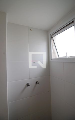 Apartamento à venda com 70m², 3 quartos e 2 vagas Apartamento à venda com 70m², 3 quartos e 2 vagasBanheiro da Suíte 2