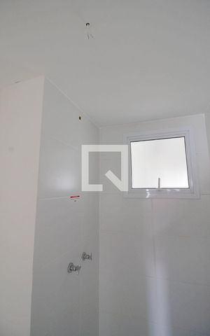 Apartamento à venda com 70m², 3 quartos e 2 vagas Apartamento à venda com 70m², 3 quartos e 2 vagasBanheiro Social