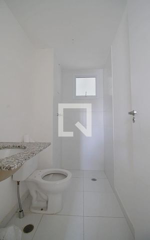 Apartamento à venda com 70m², 3 quartos e 2 vagas Apartamento à venda com 70m², 3 quartos e 2 vagasBanheiro Social