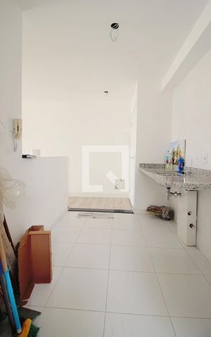 Apartamento à venda com 70m², 3 quartos e 2 vagas Apartamento à venda com 70m², 3 quartos e 2 vagasCozinha