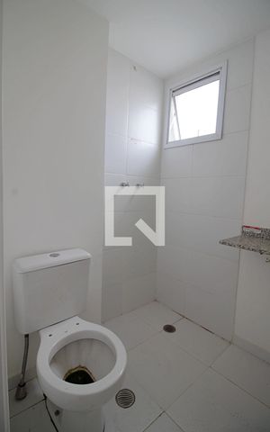 Apartamento à venda com 70m², 3 quartos e 2 vagas Apartamento à venda com 70m², 3 quartos e 2 vagasBanheiro da Suíte 2
