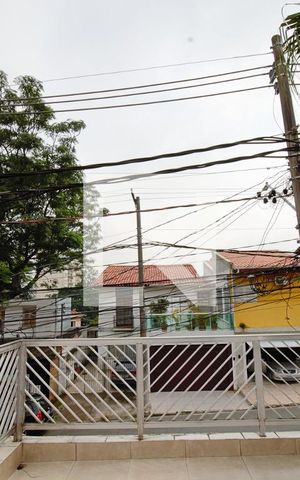 Casa à venda com 263m², 4 quartos e 4 vagas Casa à venda com 263m², 4 quartos e 4 vagasVaranda da Suíte 4