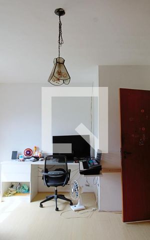 Casa à venda com 263m², 4 quartos e 4 vagas Casa à venda com 263m², 4 quartos e 4 vagas Quarto 3
