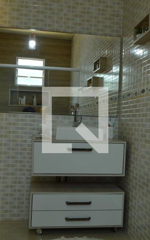 Casa de condomínio à venda com 160m², 2 quartos e sem vagaBanheiro 