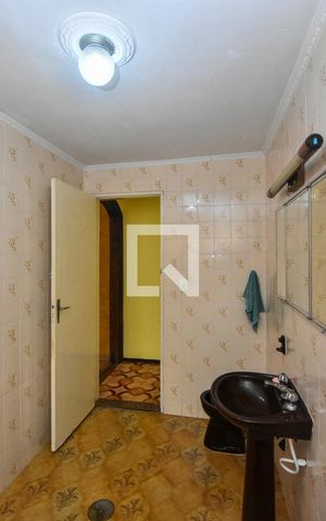 Casa à venda com 312m², 3 quartos e 7 vagas Casa à venda com 312m², 3 quartos e 7 vagasBanheiro 1