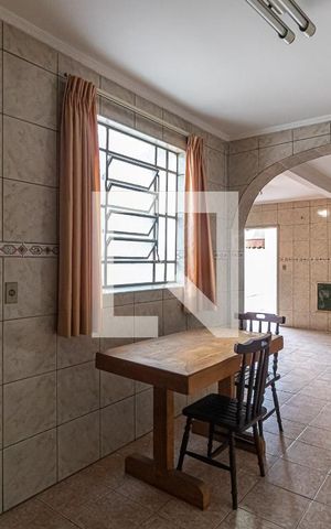 Casa à venda com 930m², 5 quartos e sem vaga Casa à venda com 930m², 5 quartos e sem vagaCozinha - Casa 1