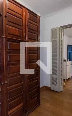 Casa à venda com 930m², 5 quartos e sem vaga Casa à venda com 930m², 5 quartos e sem vagaCloset do quarto 3