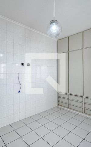 Casa à venda com 400m², 5 quartos e 8 vagasCozinha