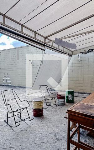 Casa à venda com 400m², 5 quartos e 8 vagasÁrea externa