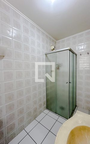 Casa à venda com 400m², 5 quartos e 8 vagasEdícula - Banheiro