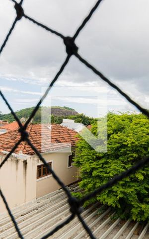 Casa de condomínio à venda com 350m², 4 quartos e 4 vagas Casa de condomínio à venda com 350m², 4 quartos e 4 vagasVista da Varanda dos Quartos
