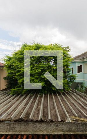 Casa de condomínio à venda com 350m², 4 quartos e 4 vagas Casa de condomínio à venda com 350m², 4 quartos e 4 vagasVista da Varanda dos Fundos