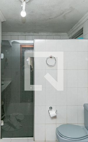 Apartamento para alugar com 198m², 3 quartos e 4 vagas Apartamento para alugar com 198m², 3 quartos e 4 vagasBanheiro