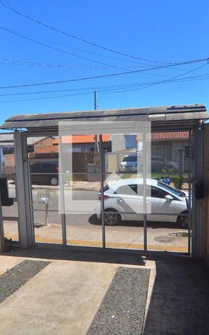 Casa à venda com 51m², 2 quartos e 1 vagaVista 