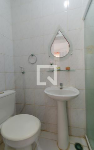Apartamento para alugar com 152m², 3 quartos e 1 vaga Apartamento para alugar com 152m², 3 quartos e 1 vagaBanheiro da Suíte