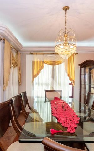 Apartamento à venda com 256m², 4 quartos e 6 vagasSala de Jantar