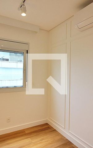 Apartamento à venda com 151m², 3 quartos e 2 vagasQuarto 2 - Suíte