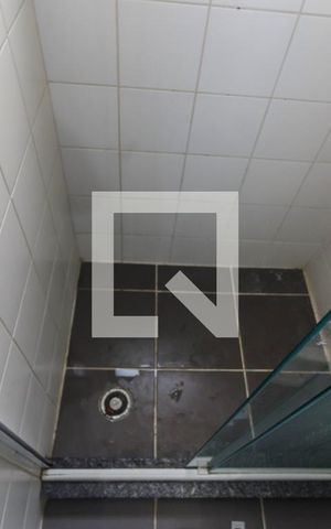 Apartamento à venda com 90m², 3 quartos e 2 vagas Apartamento à venda com 90m², 3 quartos e 2 vagasDetalhe do Banheiro da Suite