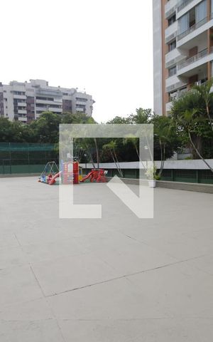 Apartamento à venda com 206m², 3 quartos e 2 vagasÁrea Comum - Playground